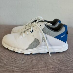 Footjoy junior golf shoes